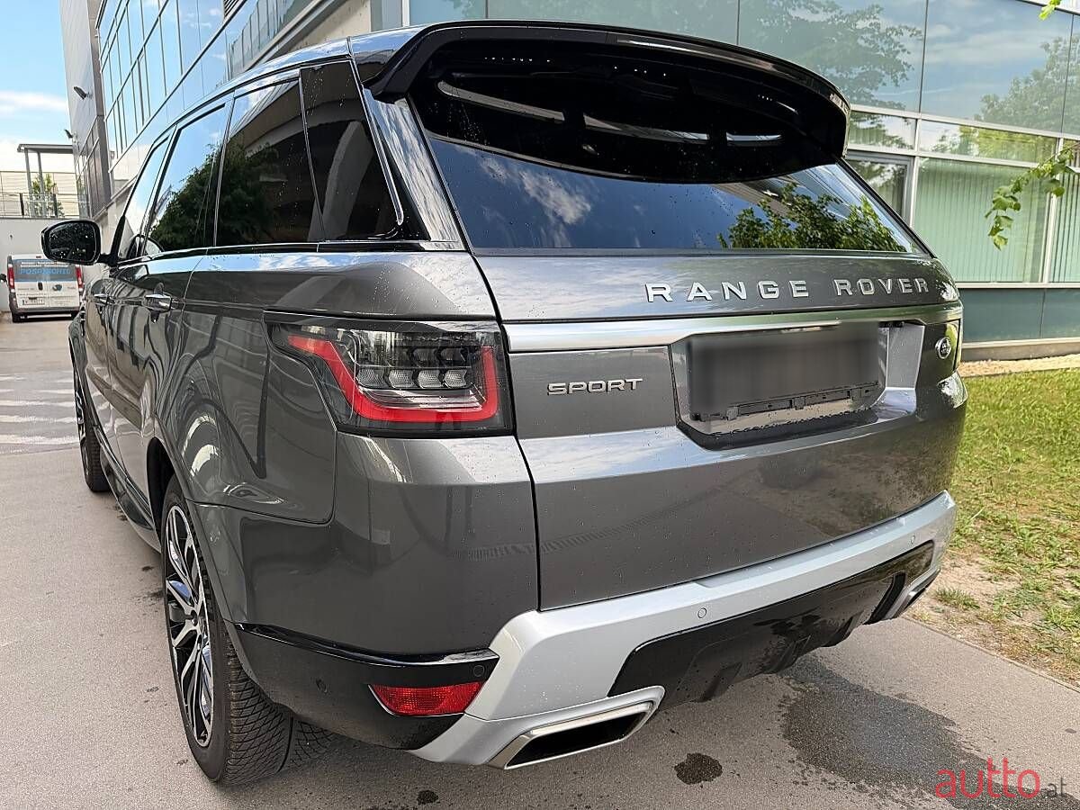 2019' Land Rover Range Rover Sport photo #4