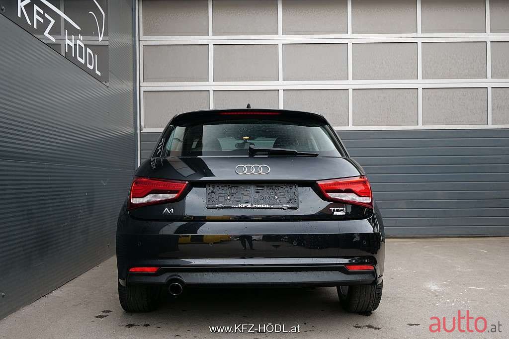 2016' Audi A1 photo #4