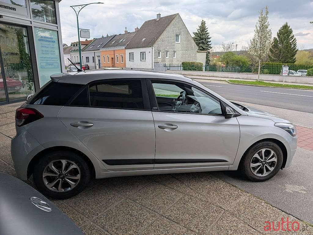 2018' Hyundai i20 photo #4