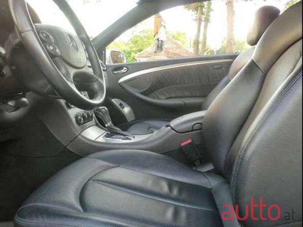 2006' Mercedes-Benz Clk-Klasse photo #4