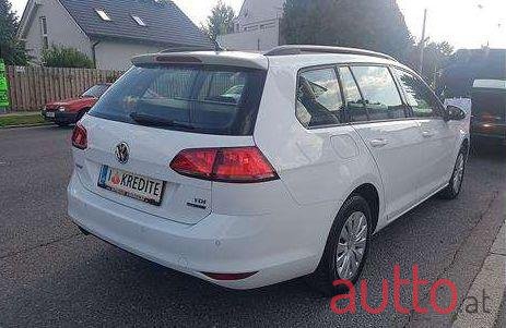 2014' Volkswagen Golf photo #3