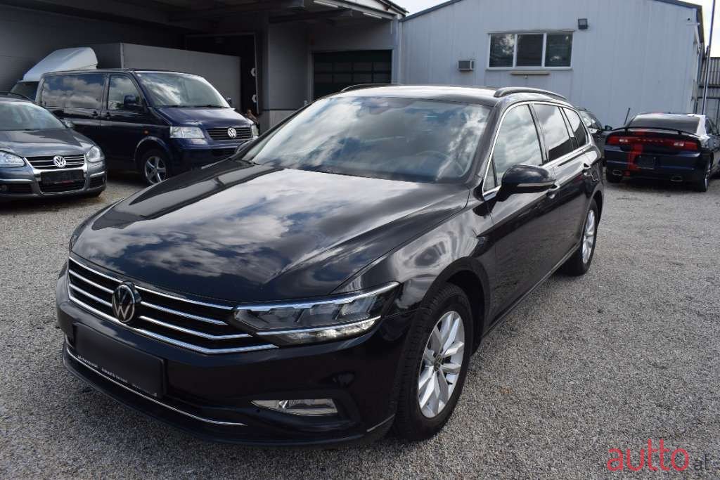 2020' Volkswagen Passat photo #1