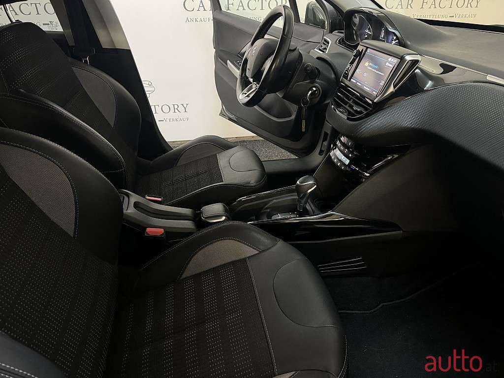 2018' Peugeot 2008 photo #4