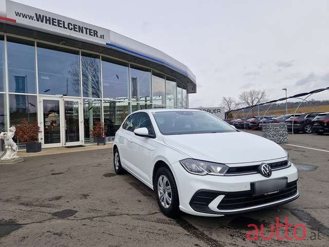 2023' Volkswagen Polo photo #2