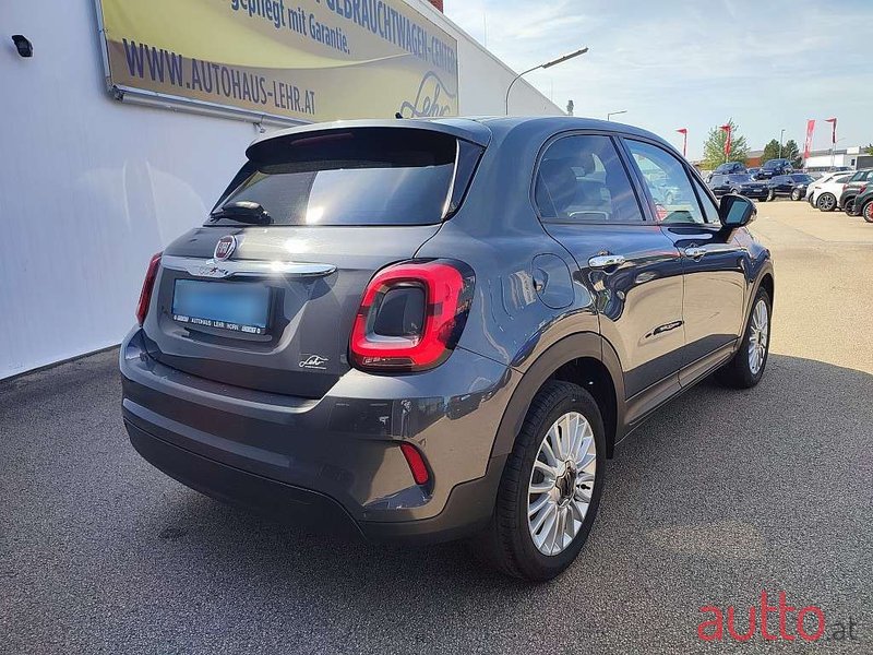 2021' Fiat 500X photo #2