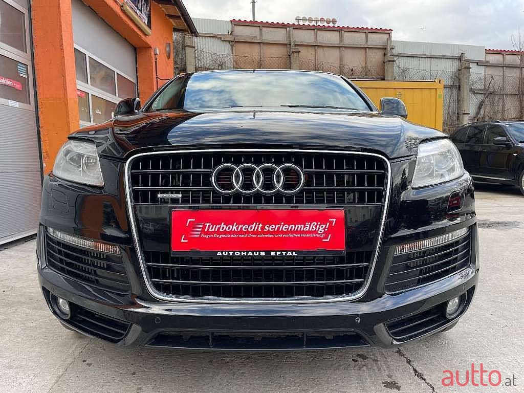 2009' Audi Q7 photo #5