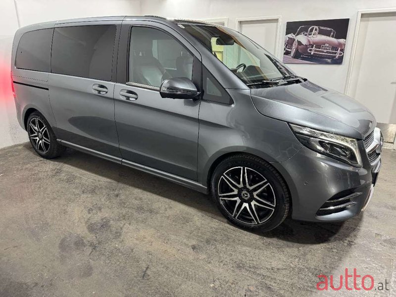 2020' Mercedes-Benz V-Klasse photo #2