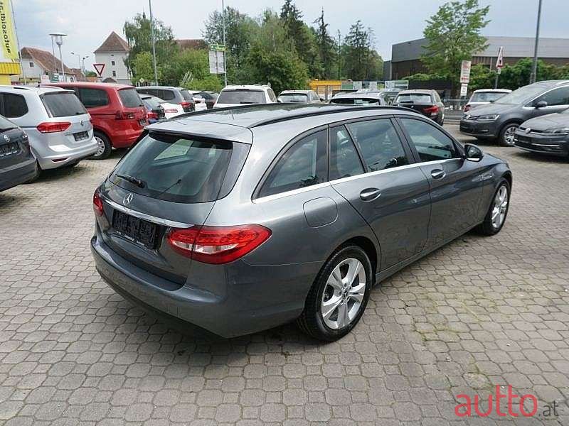 2018' Mercedes-Benz C-Klasse photo #3