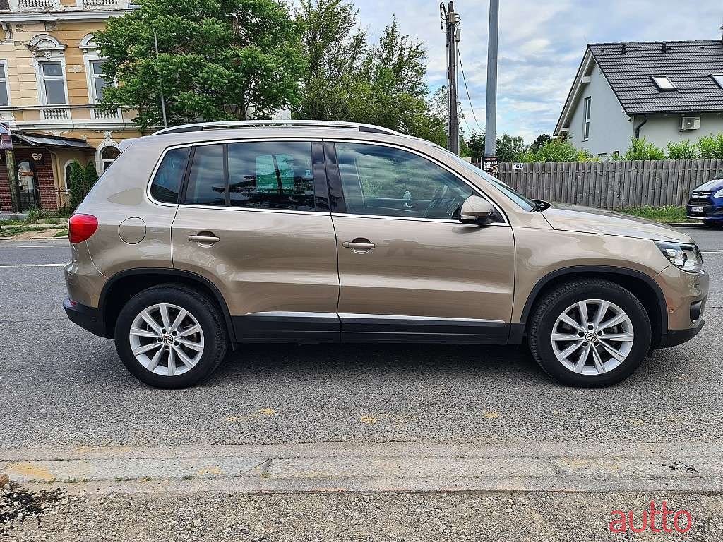 2014' Volkswagen Tiguan photo #5
