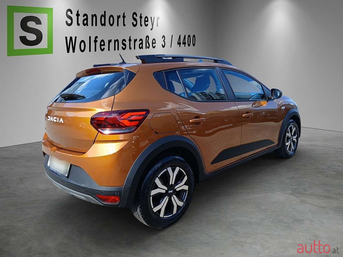 2023' Dacia Sandero photo #3