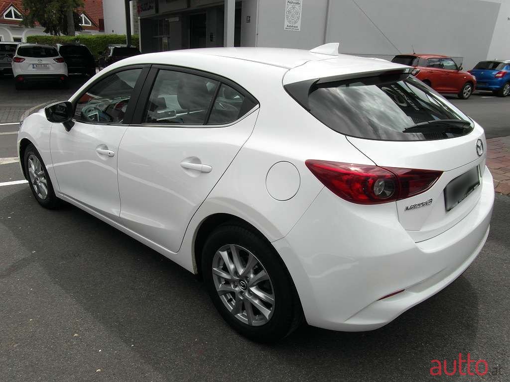 2017' Mazda Mazda3 photo #2