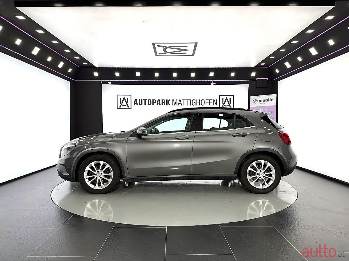 2014' Mercedes-Benz Gla-Klasse photo #4