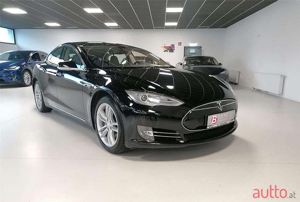 2013' Tesla Model S photo #1