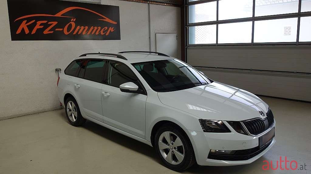 2019' Skoda Octavia photo #1