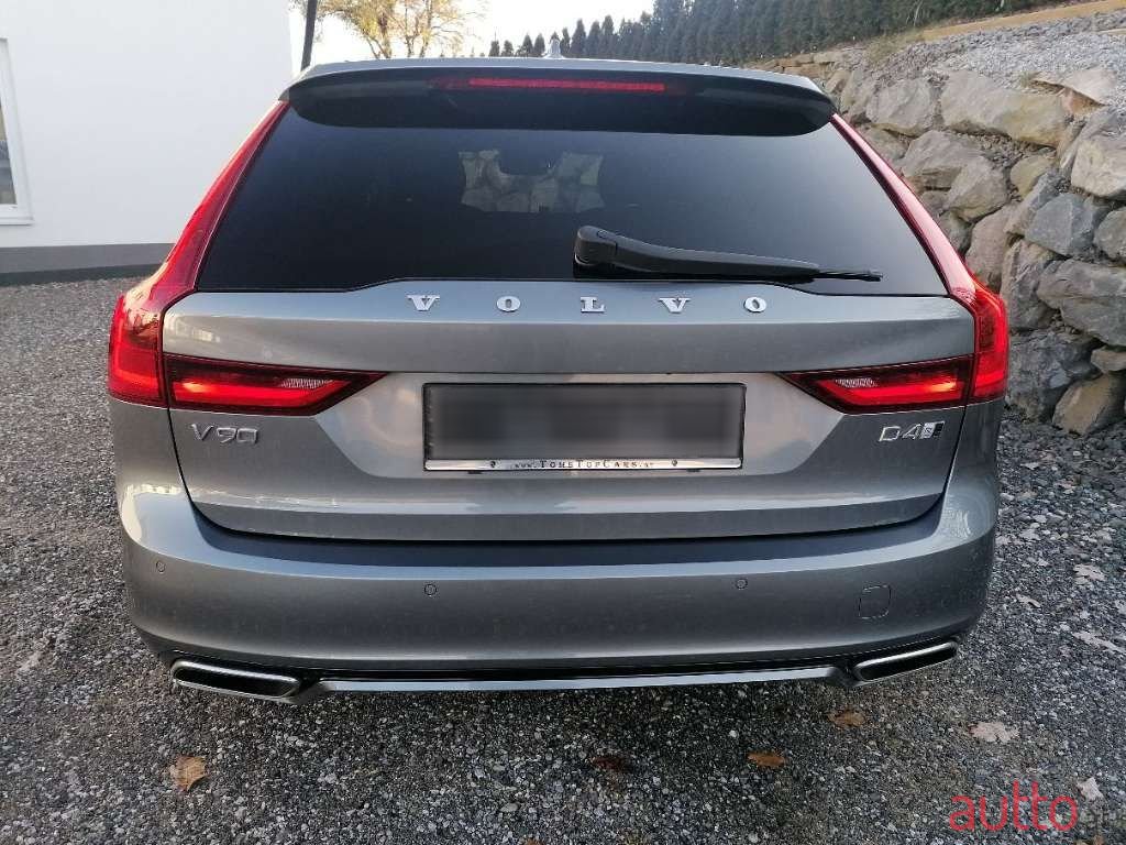 2018' Volvo V90 photo #4