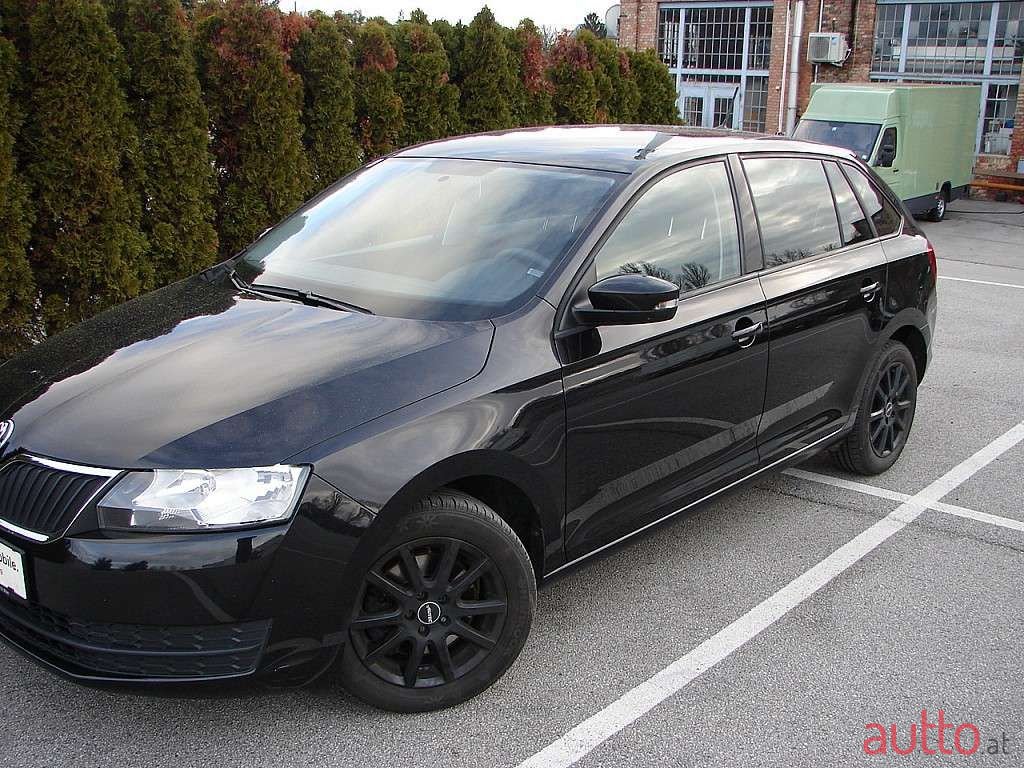 2016' Skoda Rapid photo #1