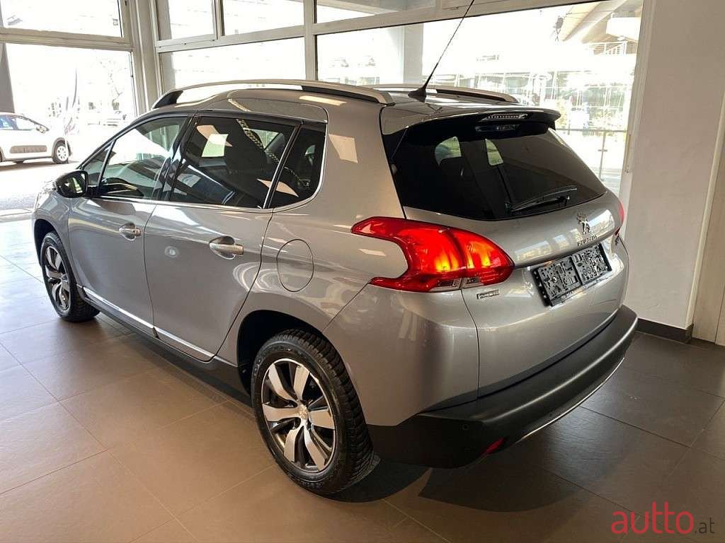 2016' Peugeot 2008 photo #2