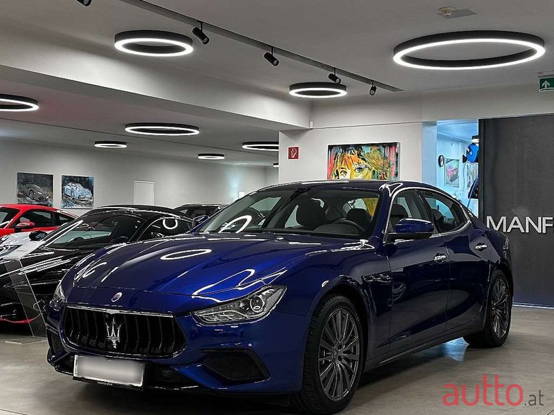 2018' Maserati Ghibli photo #5