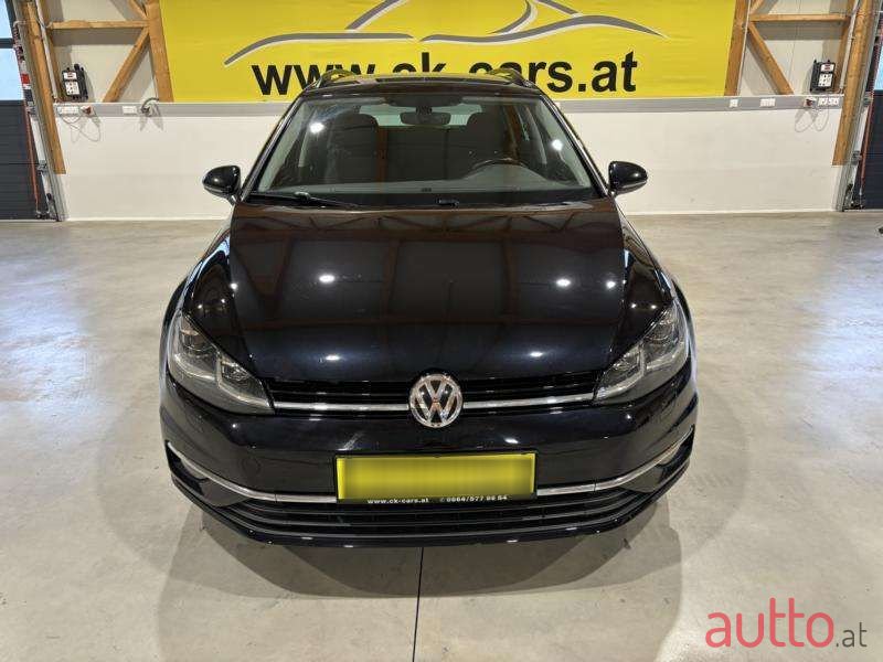 2020' Volkswagen Golf photo #6