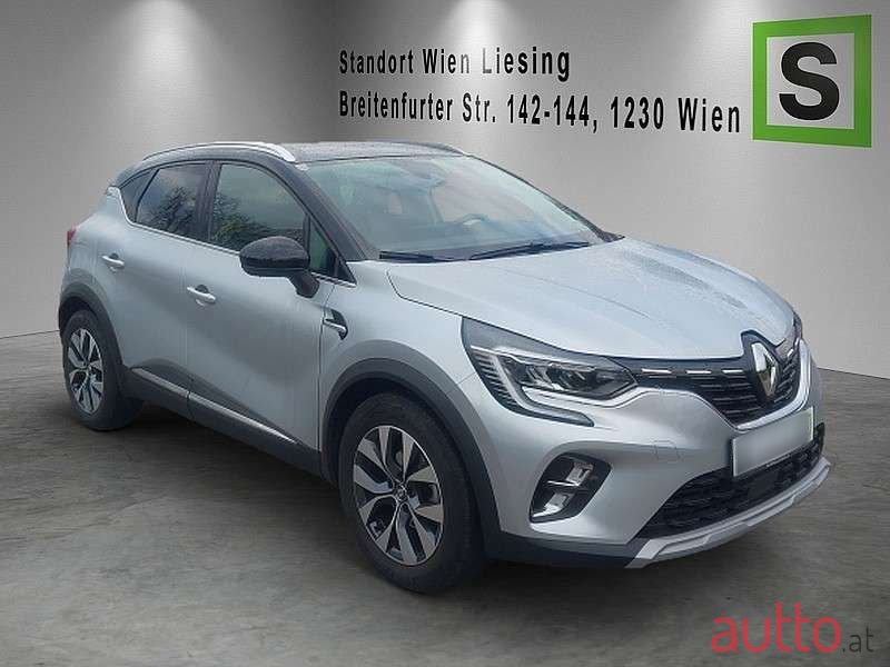 2021' Renault Captur photo #4