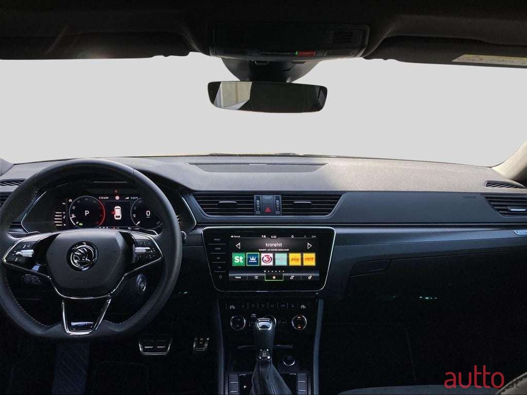 2023' Skoda Superb photo #5