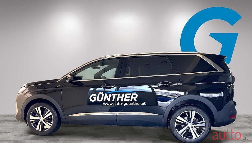 2022' Peugeot 5008 photo #5