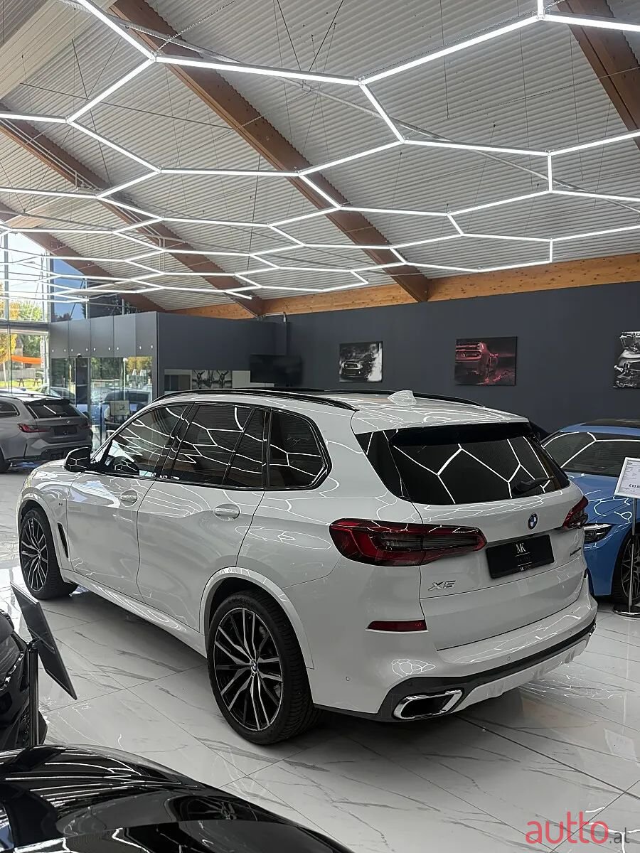 2019' BMW X5 photo #6