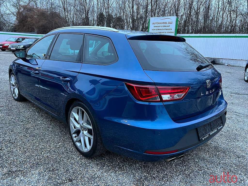 2014' SEAT Leon photo #6