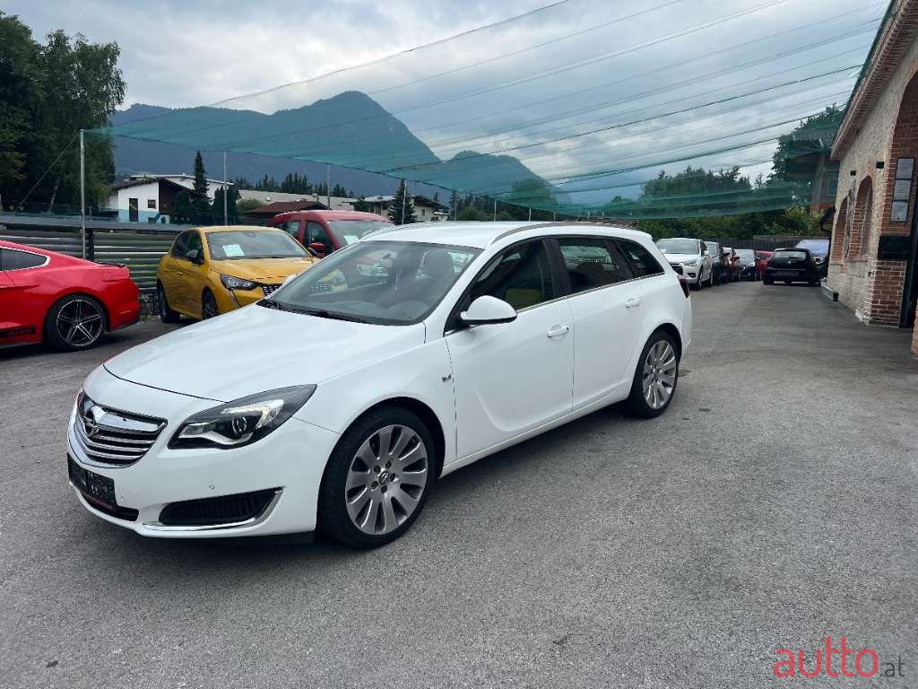 2014' Opel Insignia photo #1