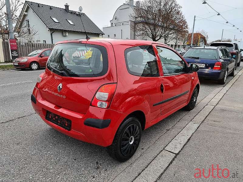 2009' Renault Twingo photo #4