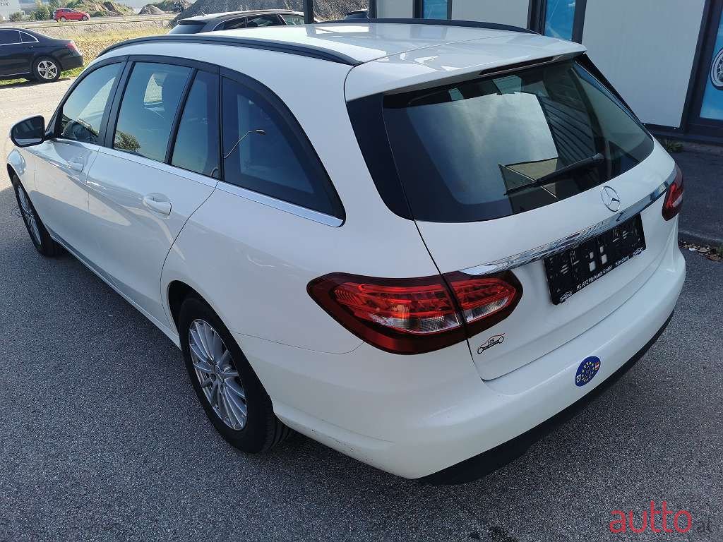 2015' Mercedes-Benz C-Klasse photo #4