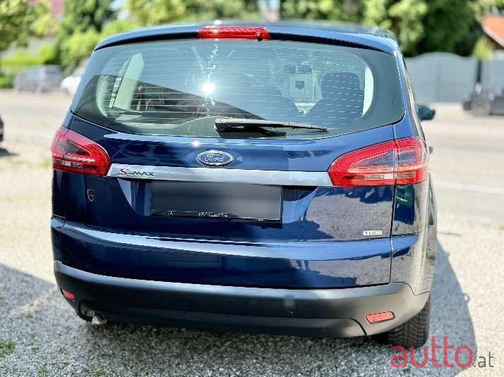 2010' Ford S-Max photo #5