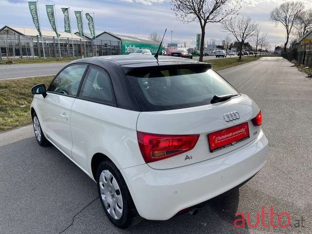 2011' Audi A1 photo #4