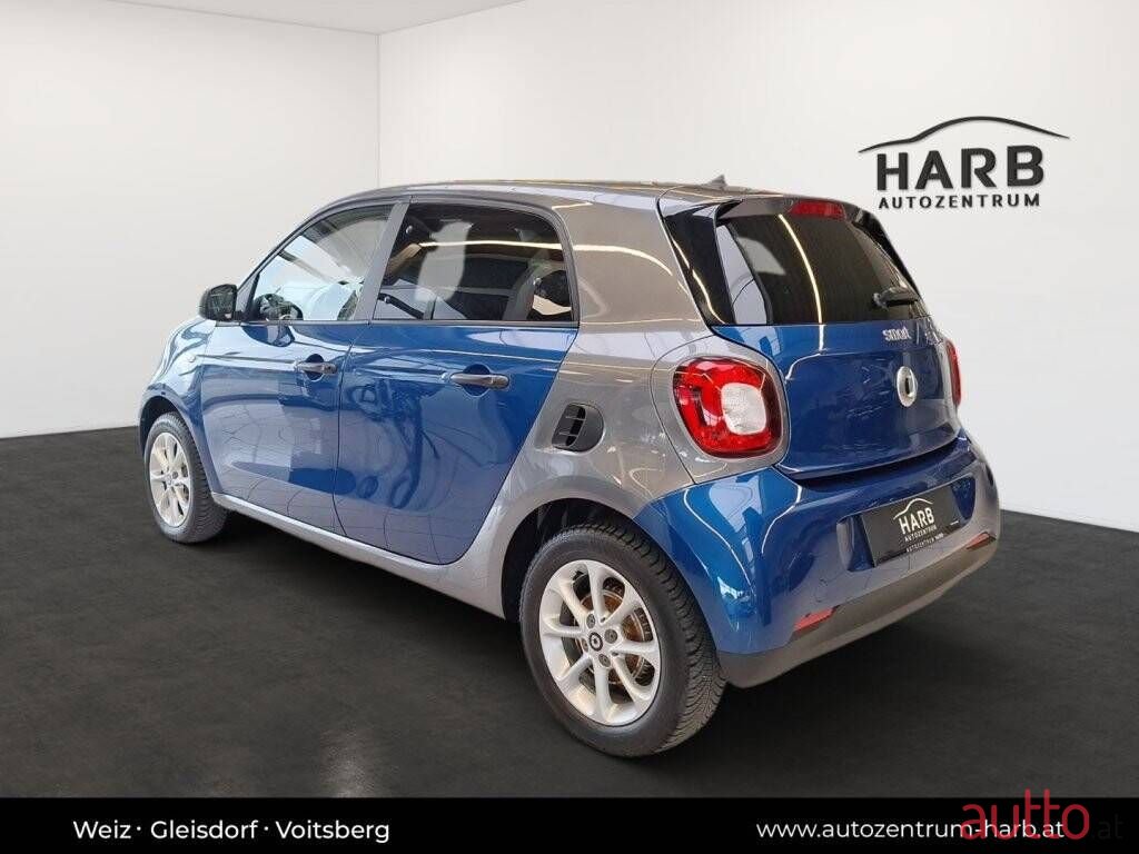 2021' Smart Forfour photo #3