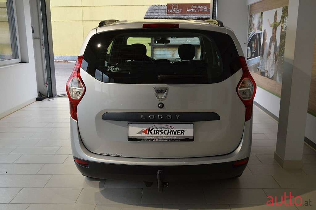 2016' Dacia Lodgy photo #4