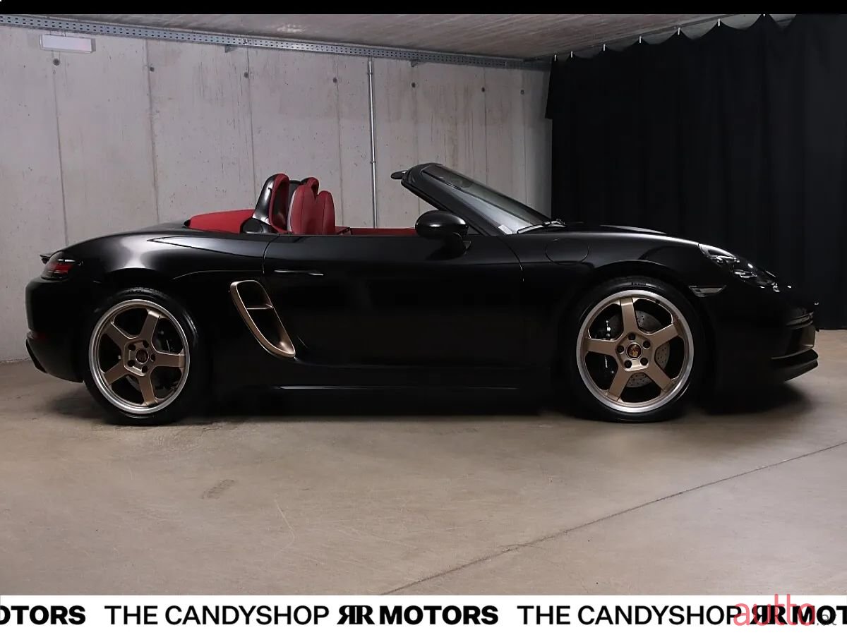 2021' Porsche Boxster photo #4