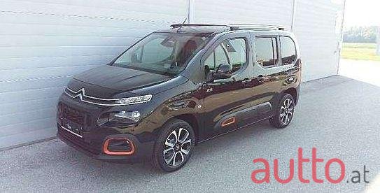 2020' Citroen Berlingo photo #1