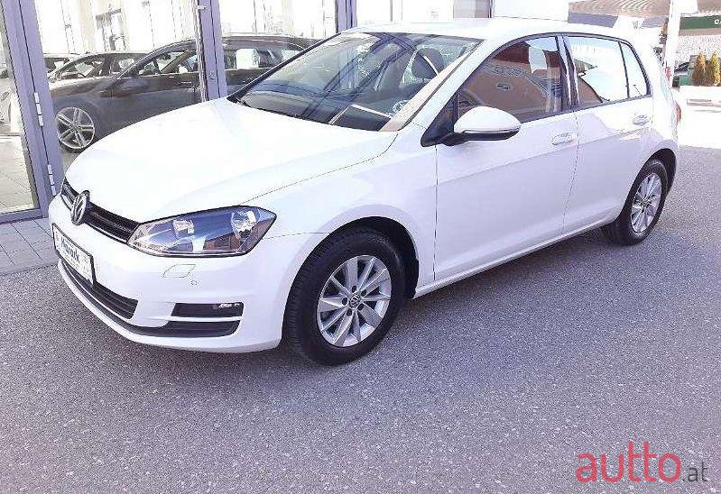 2014' Volkswagen Golf photo #1