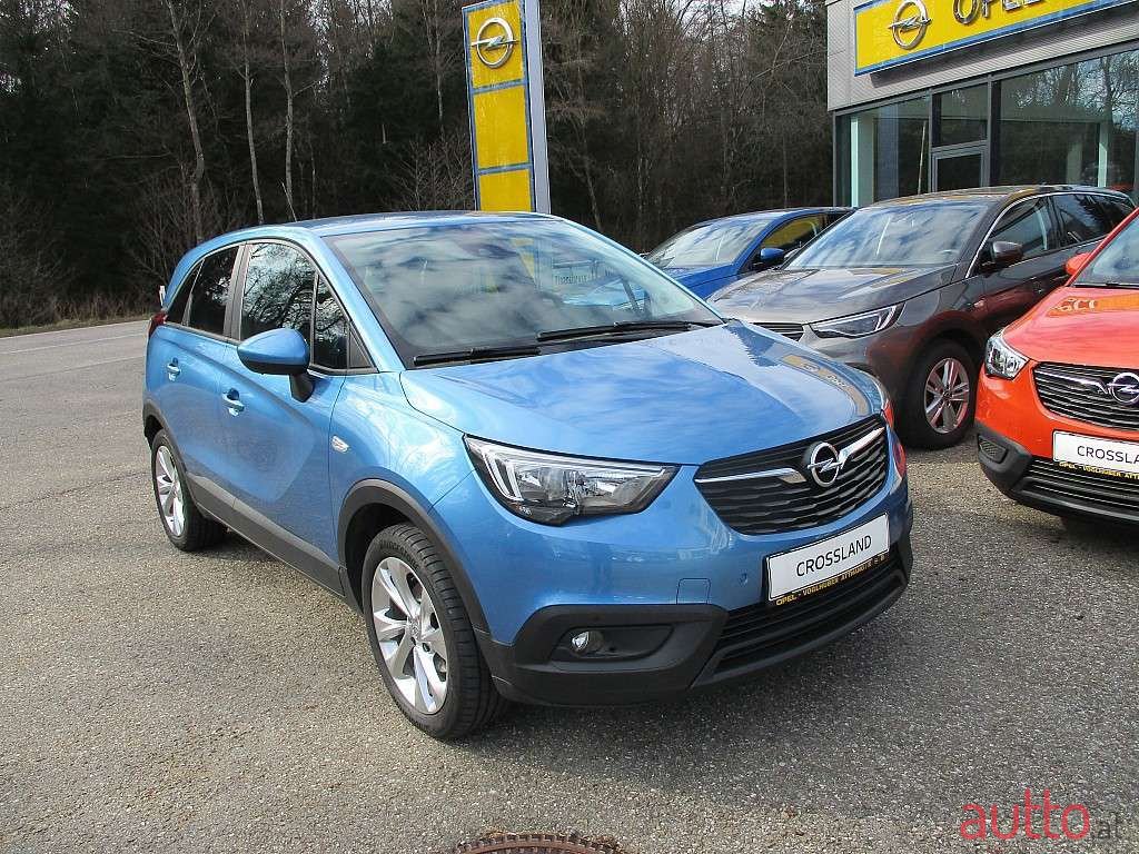 2020' Opel Crossland photo #4