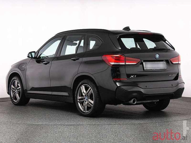 2022' BMW X1 photo #5