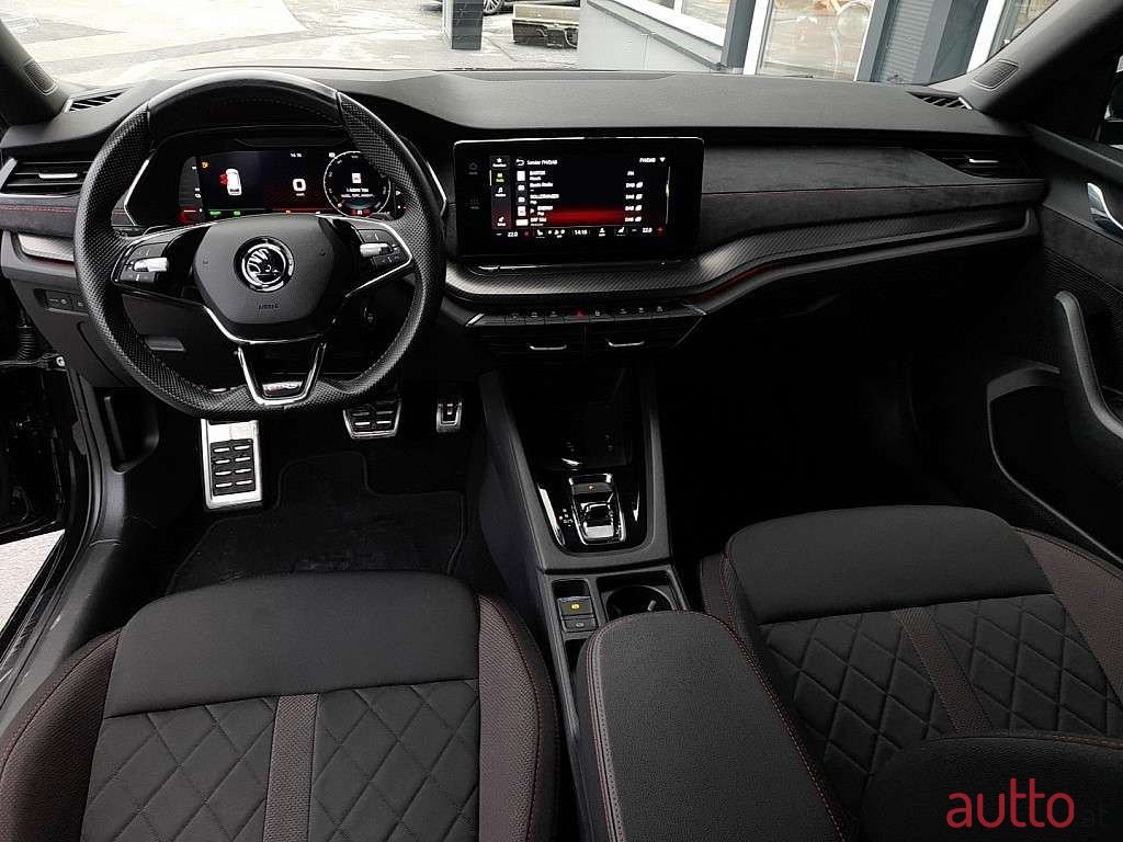 2021' Skoda Octavia photo #3