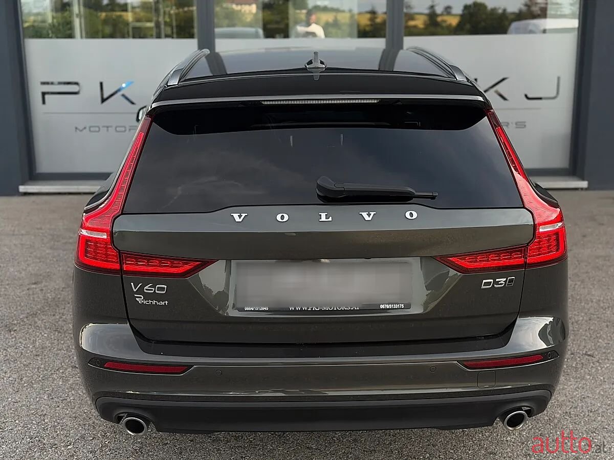 2020' Volvo V60 photo #4