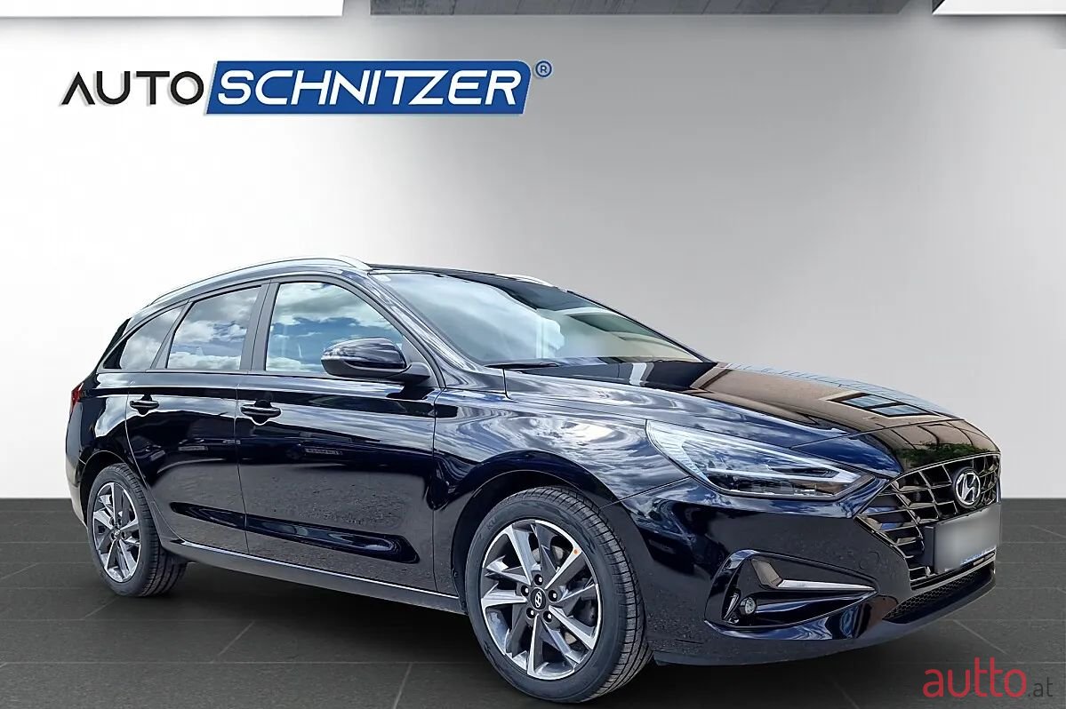 2021' Hyundai i30 photo #3