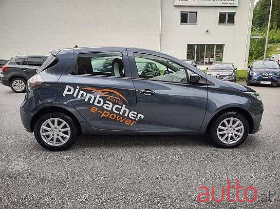 2021' Renault Zoe photo #3