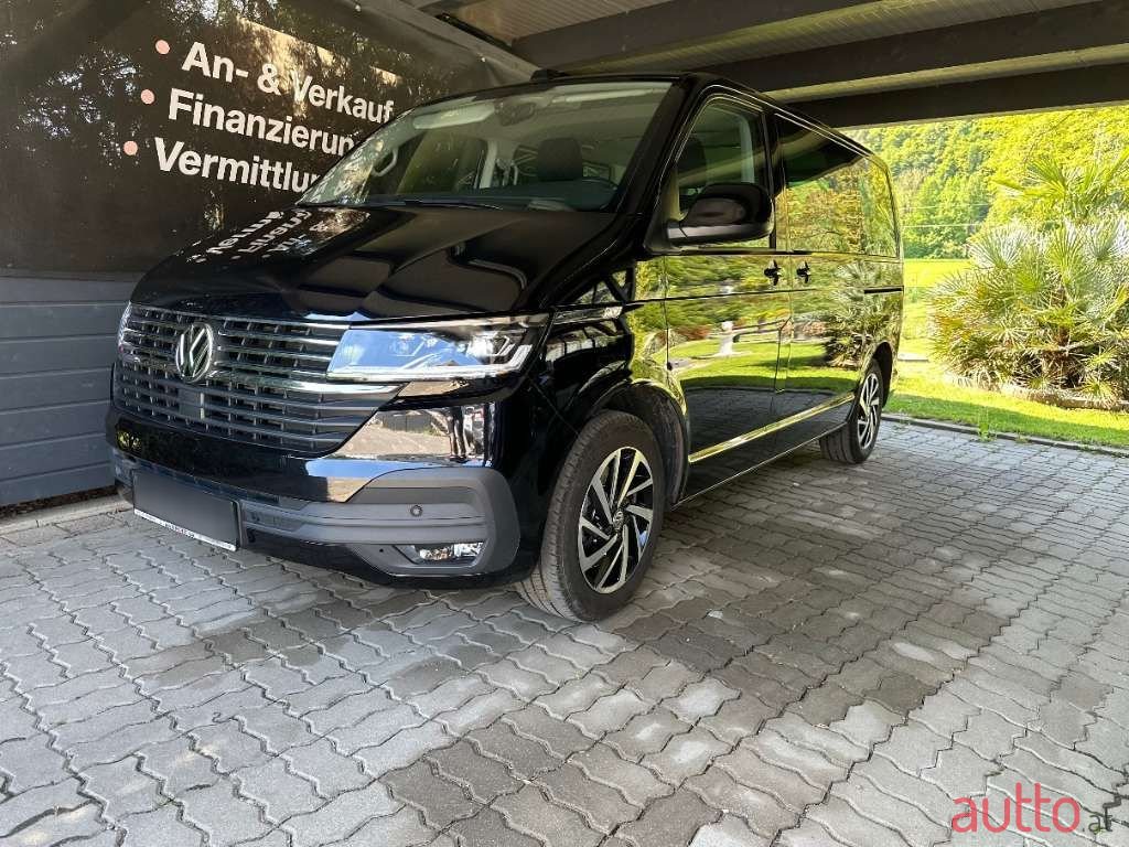 2023' Volkswagen Multivan photo #1