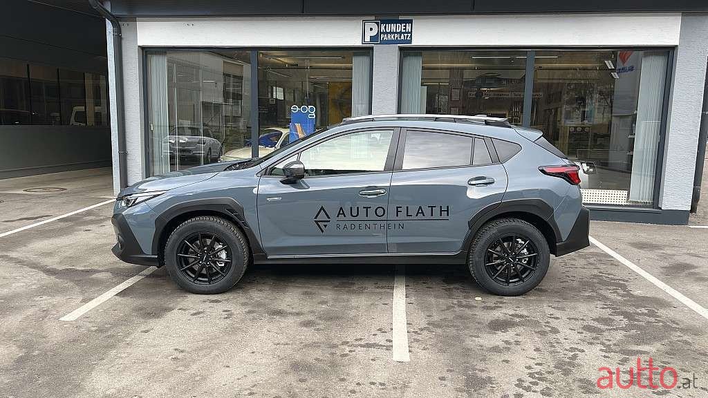 2024' Subaru Crosstrek photo #3