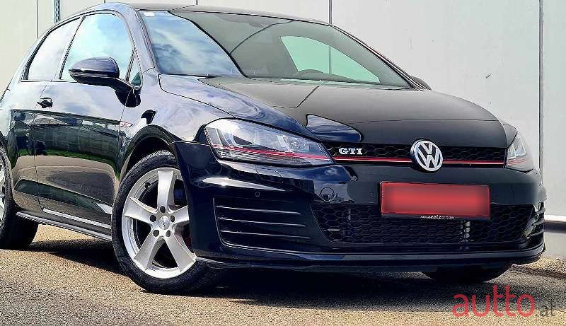 2016' Volkswagen Golf photo #3