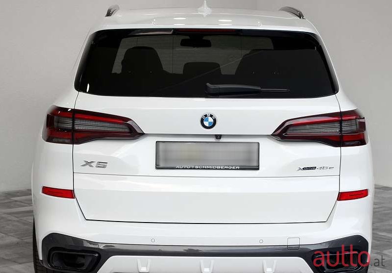 2021' BMW X5 photo #5