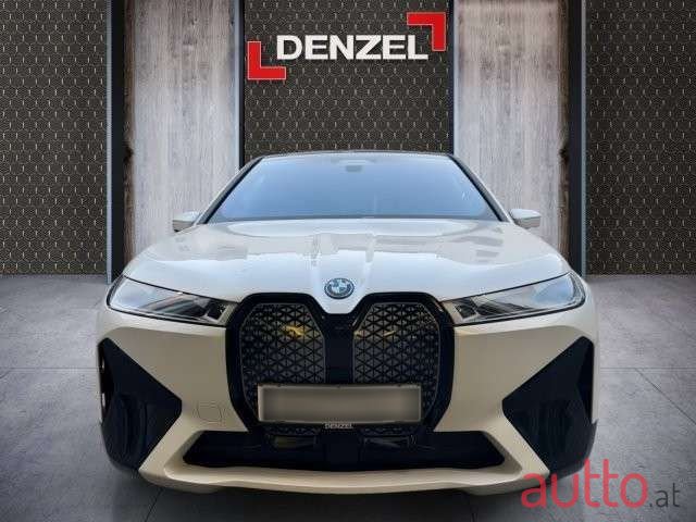 2022' BMW iX photo #3