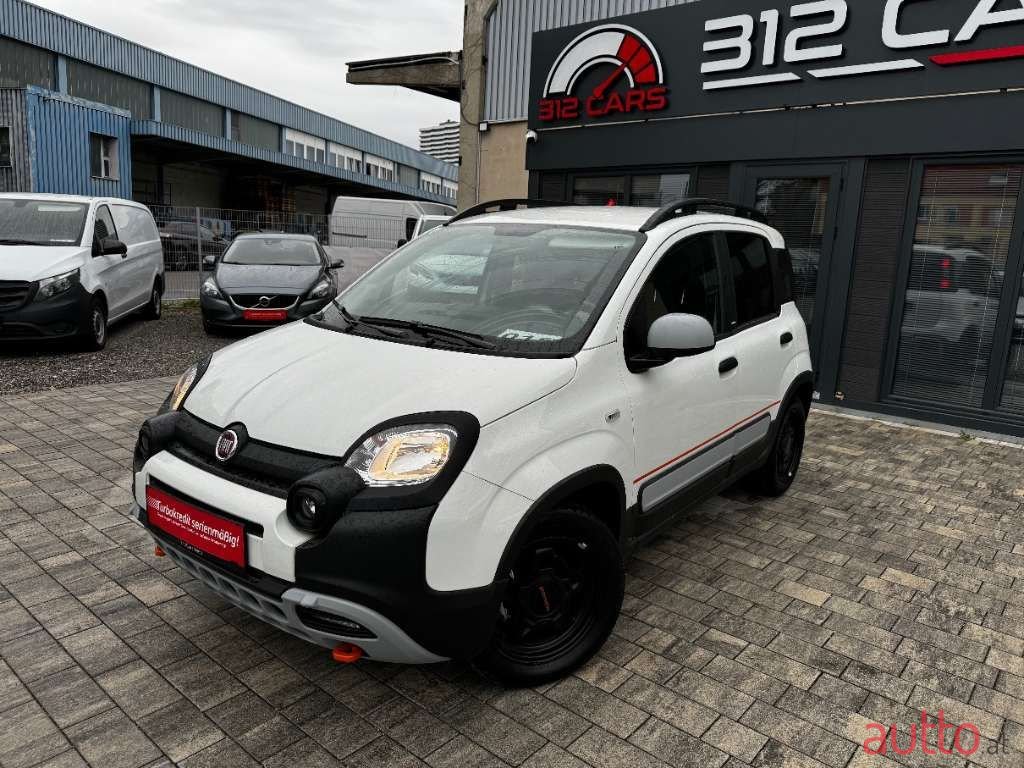 2022' Fiat Panda photo #3